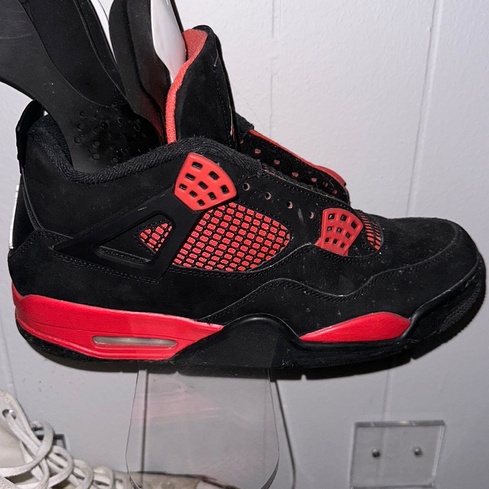 1 Jordan 4 red thunder
